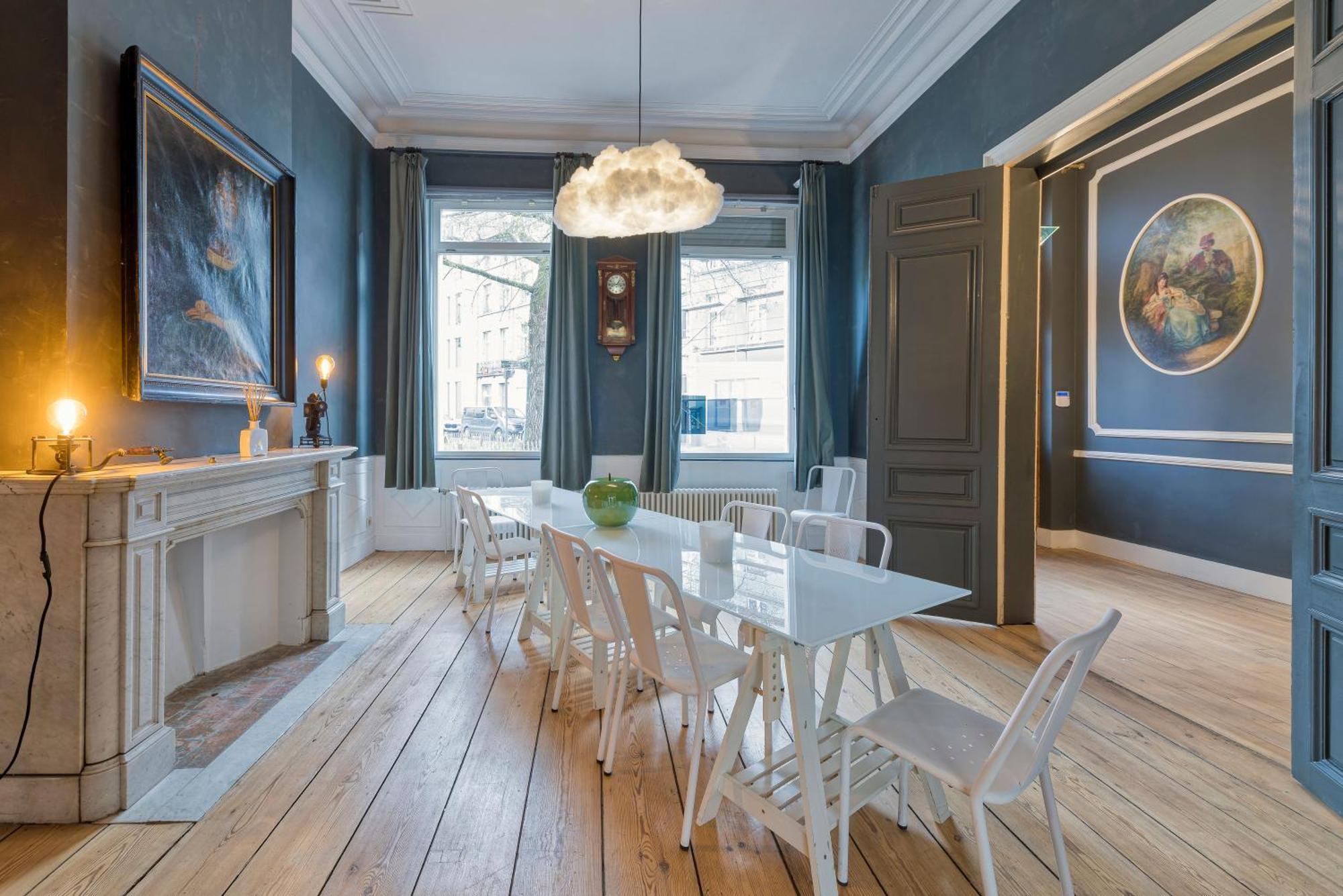 Atelier K - Art Guesthouse In Brussels Ixelles ภายนอก รูปภาพ
