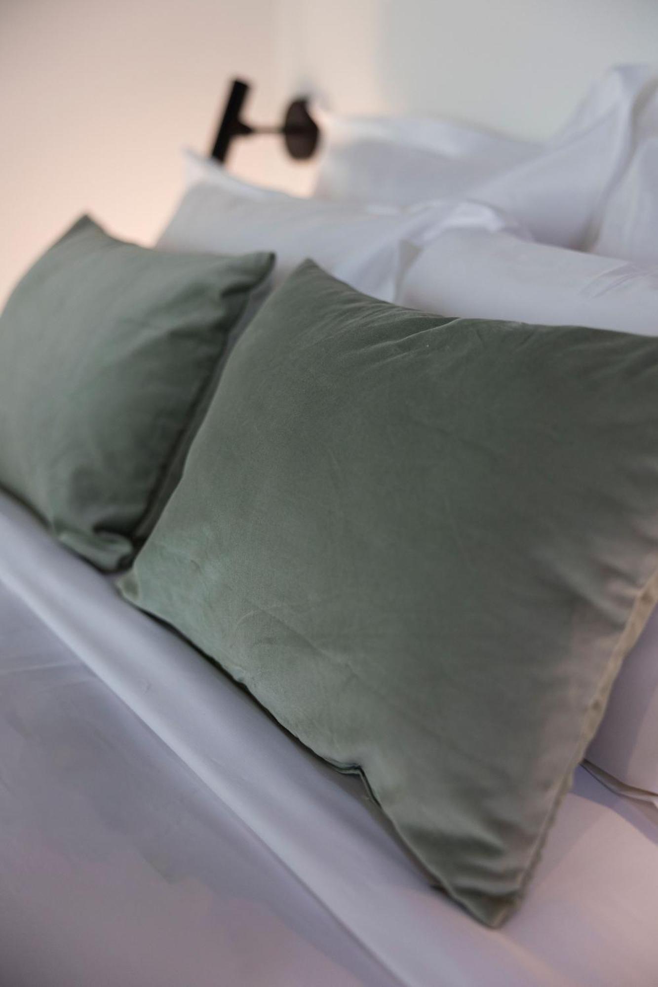 Atelier K - Art Guesthouse In Brussels Ixelles ภายนอก รูปภาพ