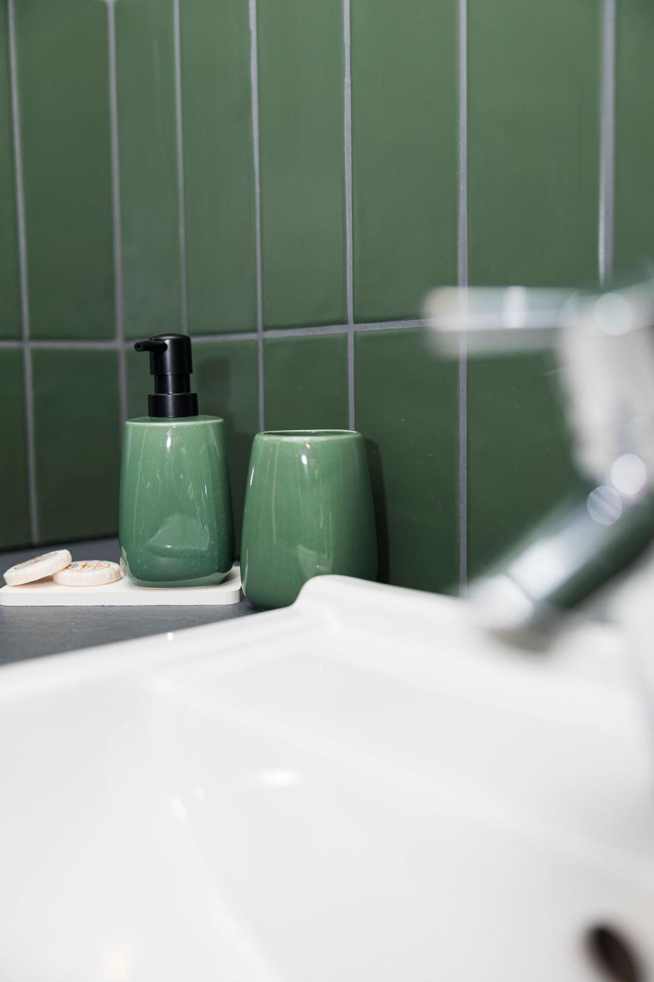 Atelier K - Art Guesthouse In Brussels Ixelles ภายนอก รูปภาพ