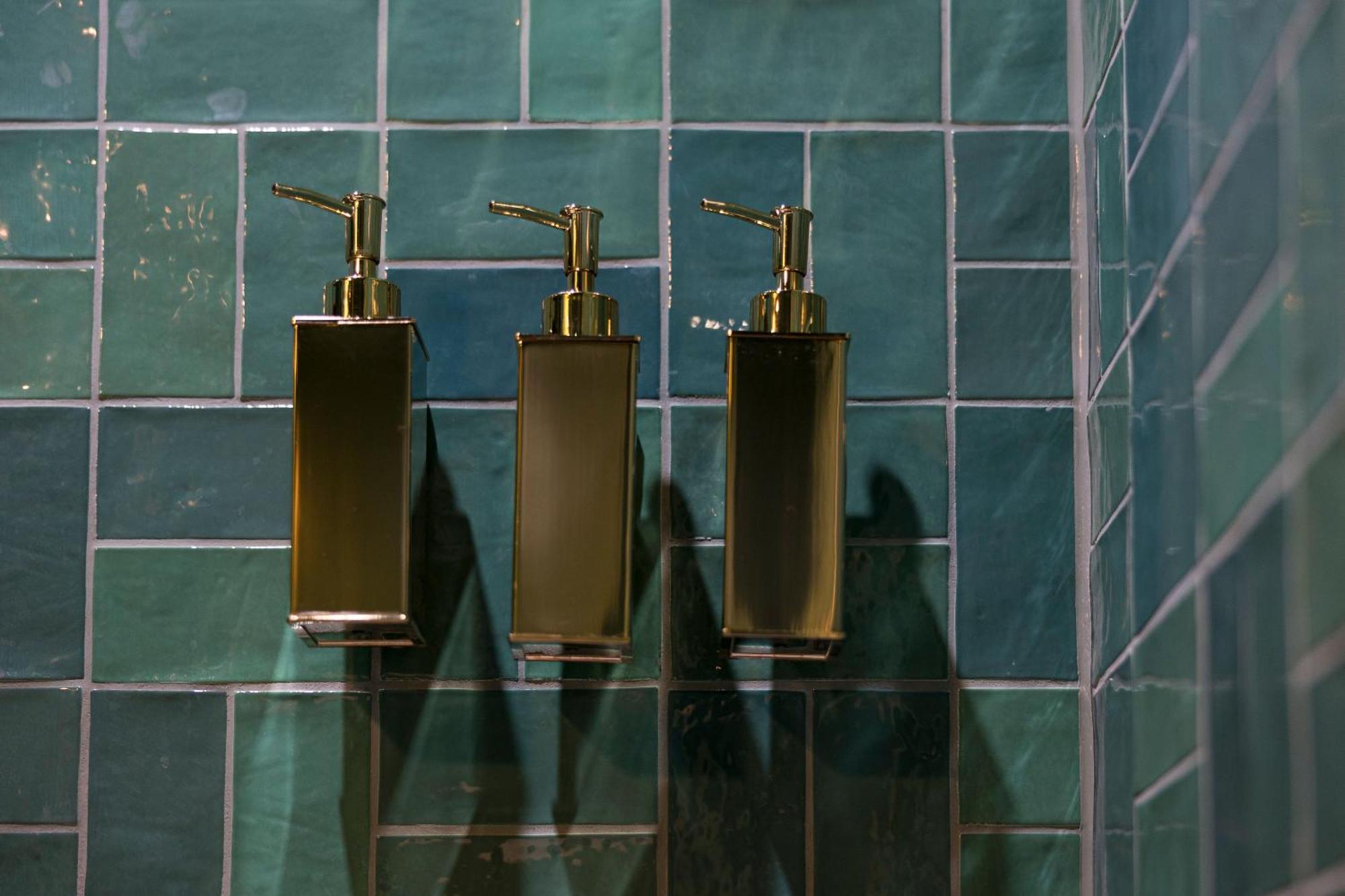 Atelier K - Art Guesthouse In Brussels Ixelles ภายนอก รูปภาพ